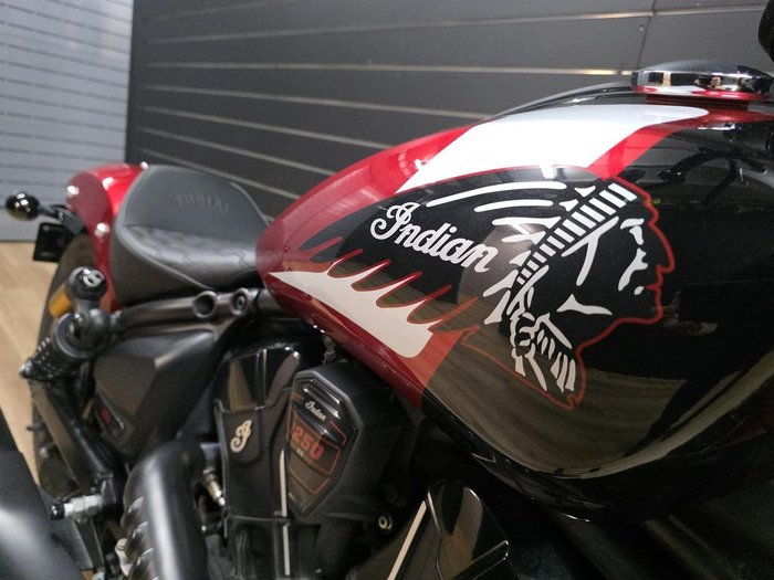 2025 INDIAN SCOUT 101 LIMITED Red
