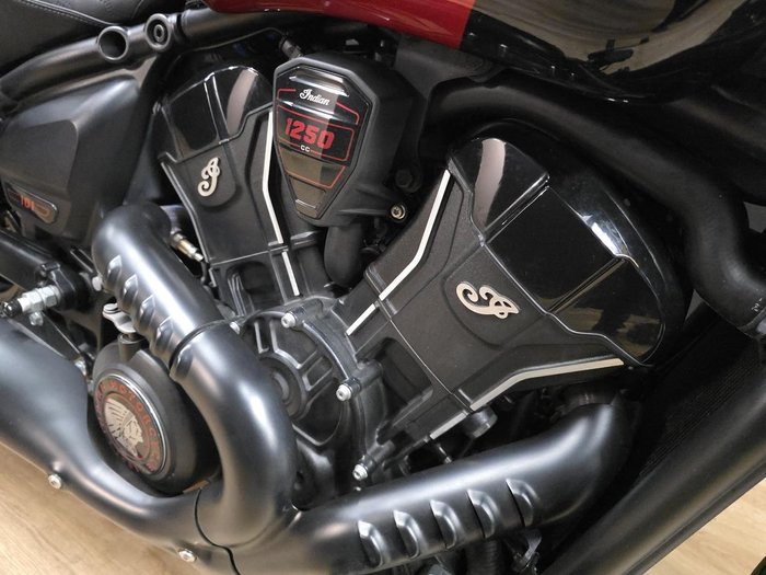 2025 INDIAN SCOUT 101 LIMITED Red