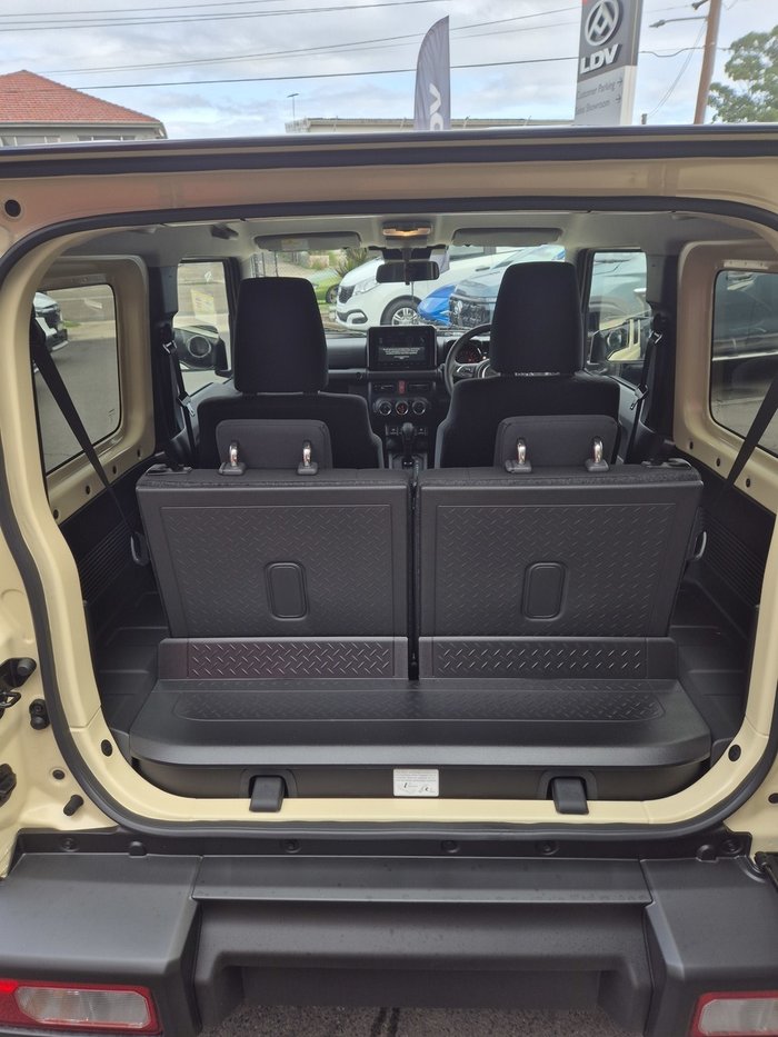 2025 Suzuki Jimny GLX