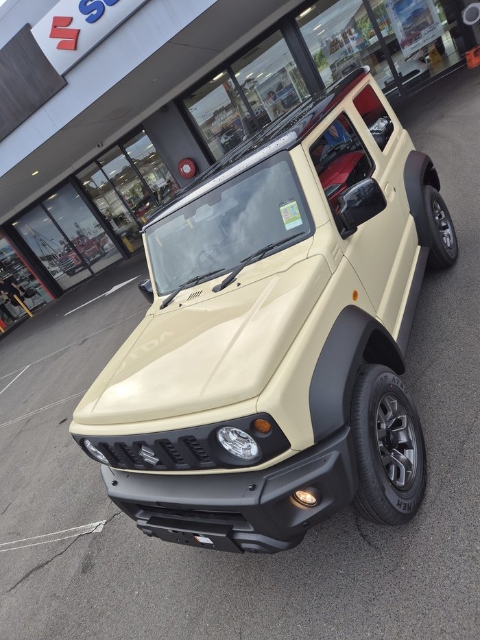 2025 Suzuki Jimny GLX