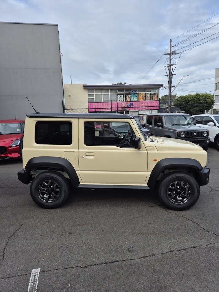 2025 Suzuki Jimny GLX