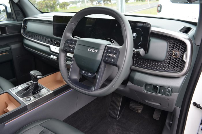 2025 Kia Tasman SX+