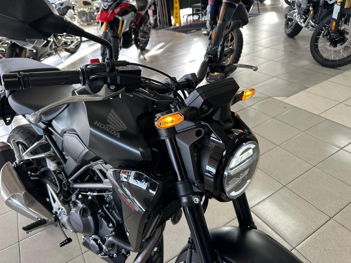 2024 Honda CB300R (CB300RA)