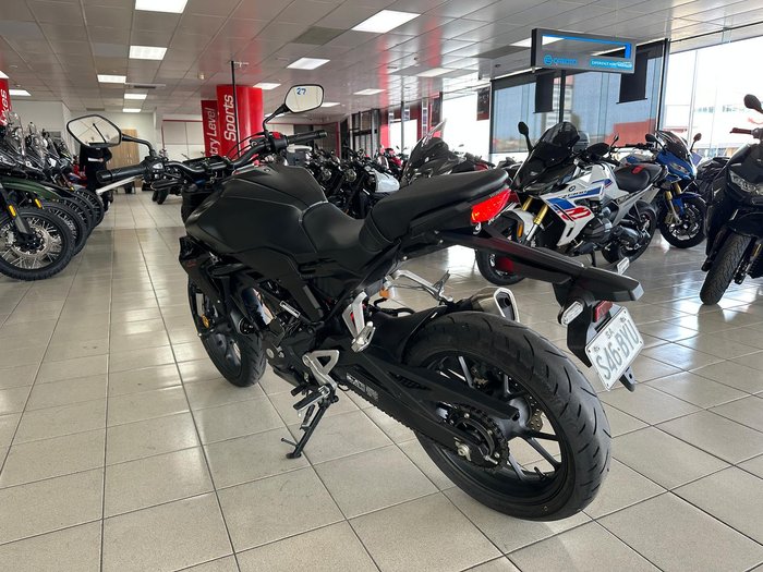 2024 Honda CB300R (CB300RA)