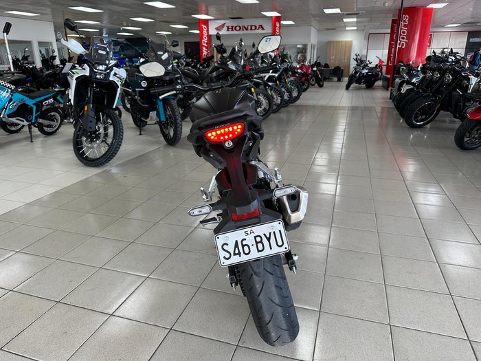 2024 Honda CB300R (CB300RA)