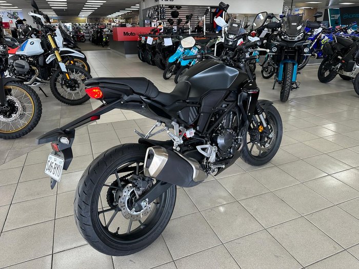 2024 Honda CB300R (CB300RA)