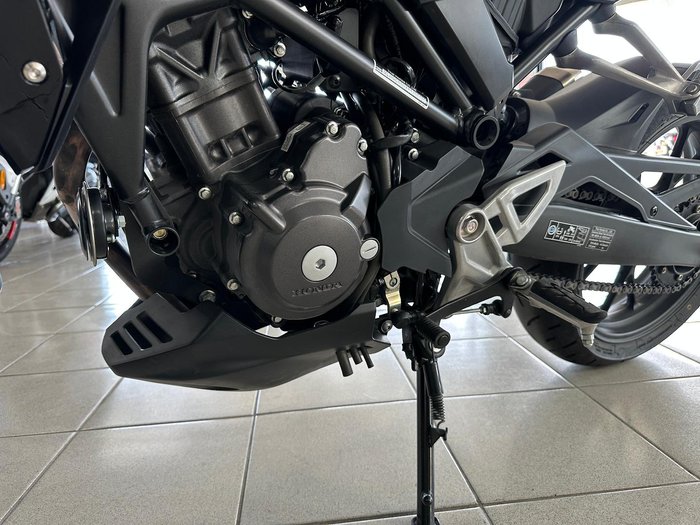2024 Honda CB300R (CB300RA)