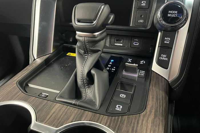 2026 Toyota Landcruiser VX