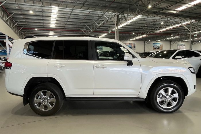 2026 Toyota Landcruiser VX