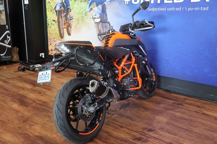 2023 Ktm 390 DUKE Black