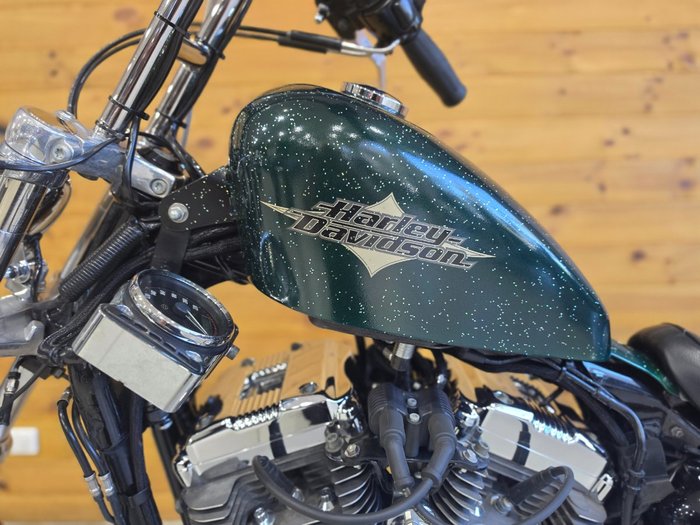 2014 HARLEY-DAVIDSON XL1200V SEVENTY-TWO