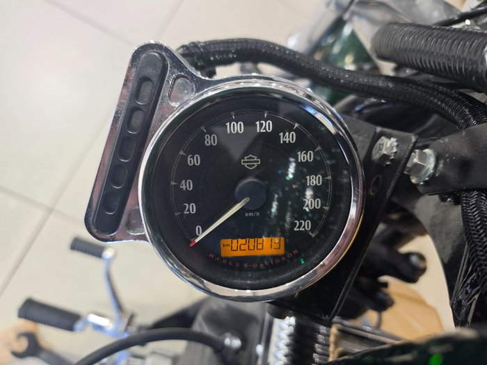 2014 HARLEY-DAVIDSON XL1200V SEVENTY-TWO