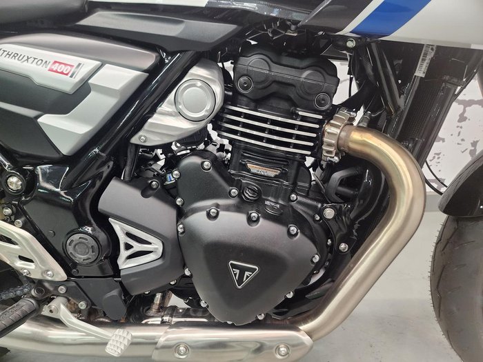2026 Triumph Thruxton 400 Thruxton White