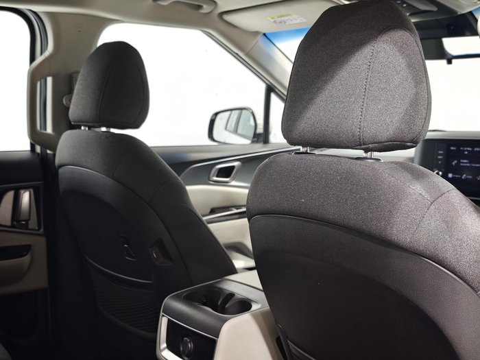 2023 Kia Carnival S