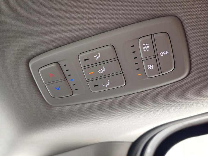 2023 Kia Carnival S