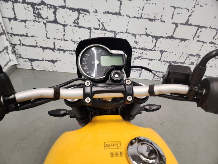 2026 Triumph Tracker 400 Tracker Yellow