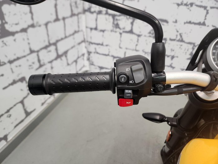 2026 Triumph Tracker 400 Tracker Yellow