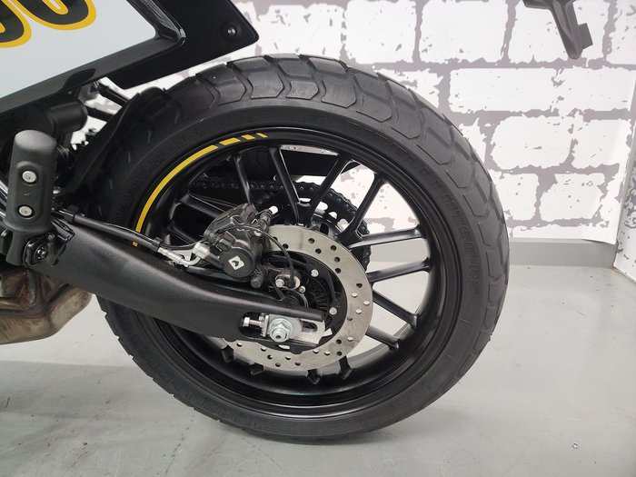 2026 Triumph Tracker 400 Tracker Yellow