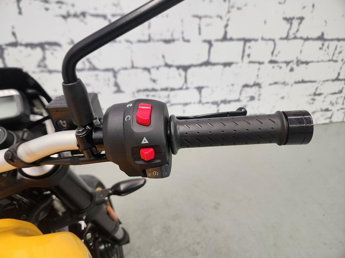 2026 Triumph Tracker 400 Tracker Yellow