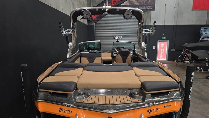 2019 MasterCraft XT22