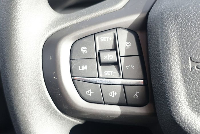 2025 Ford Everest Ambiente