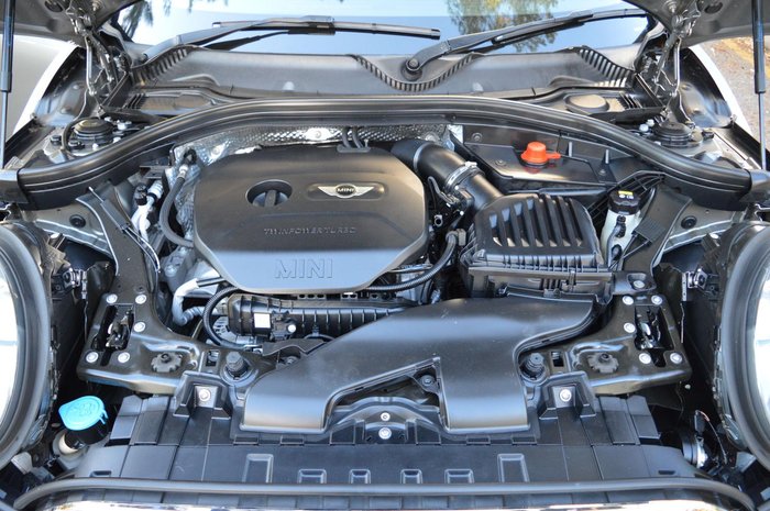 2015 MINI Clubman Cooper