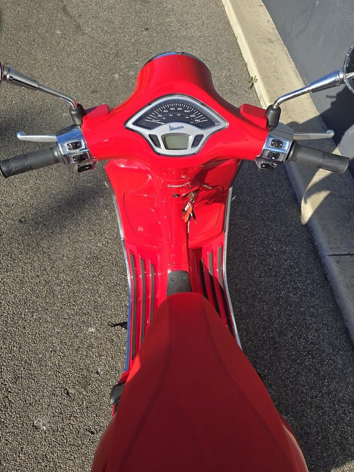 2021 Vespa Primavera 150 Red Primavera Red