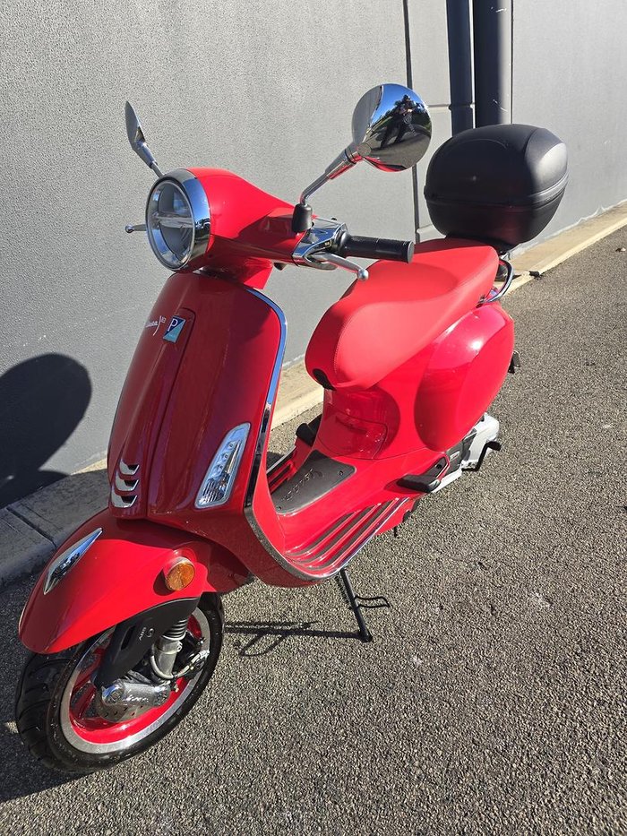 2021 Vespa Primavera 150 Red Primavera Red