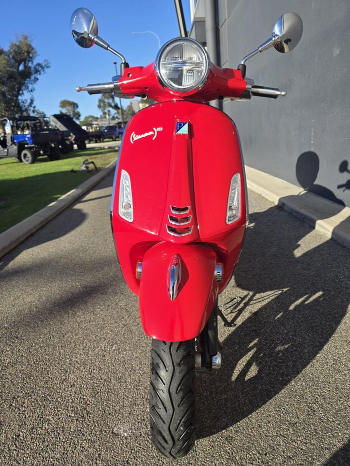 2021 Vespa Primavera 150 Red
