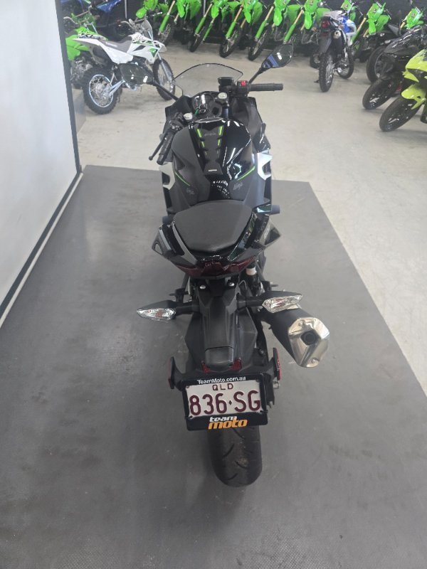 2019 Kawasaki NINJA 400 Black