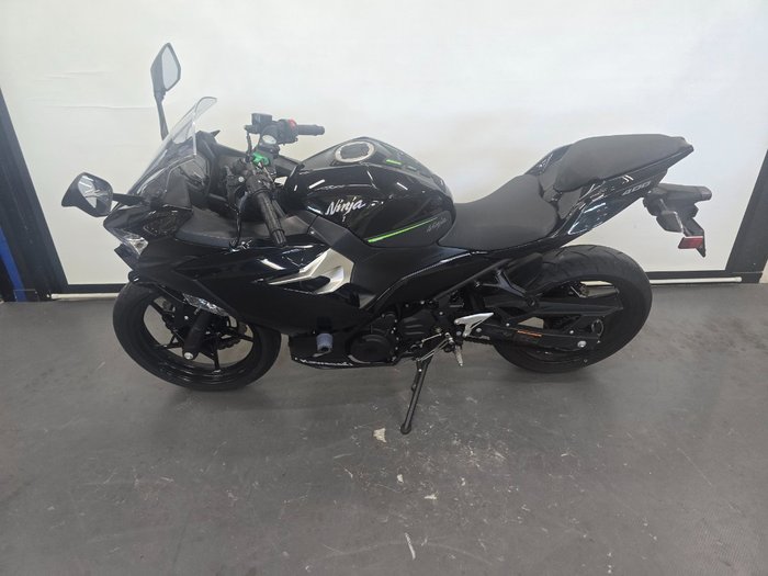 2019 Kawasaki NINJA 400 Black
