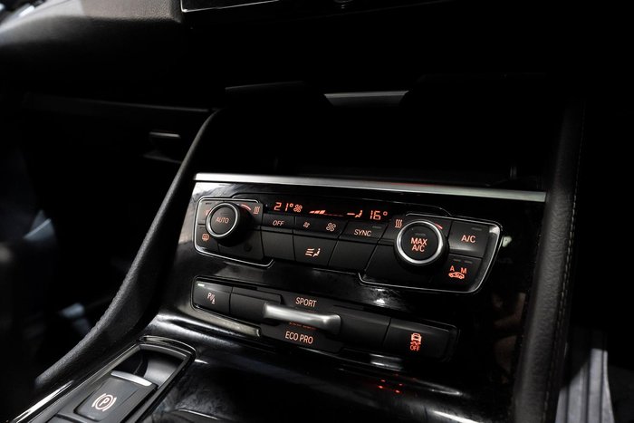 2015 BMW 2 Series 218d Sport Line