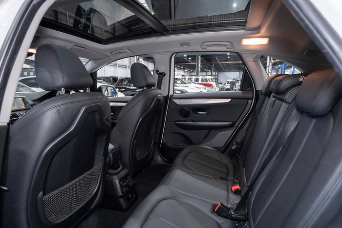 2015 BMW 2 Series 218d Sport Line