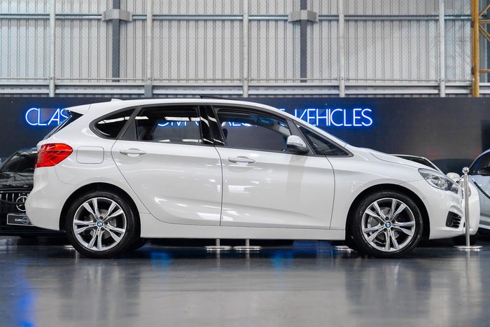 2015 BMW 2 Series 218d Sport Line