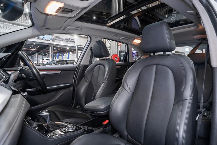 2015 BMW 2 Series 218d Sport Line