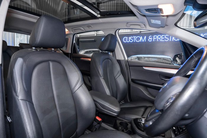 2015 BMW 2 Series 218d Sport Line