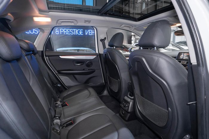 2015 BMW 2 Series 218d Sport Line