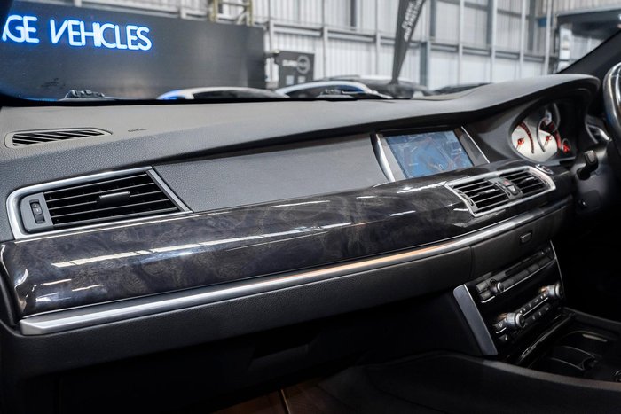 2012 BMW 5 Series 530d