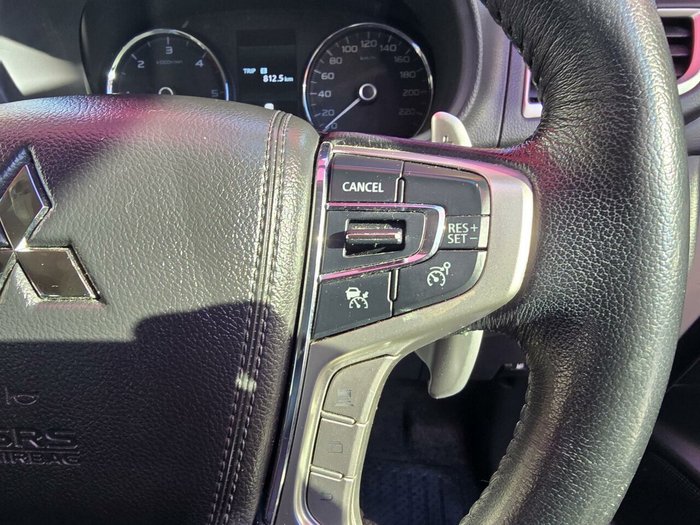 2021 Mitsubishi Pajero Sport GLS