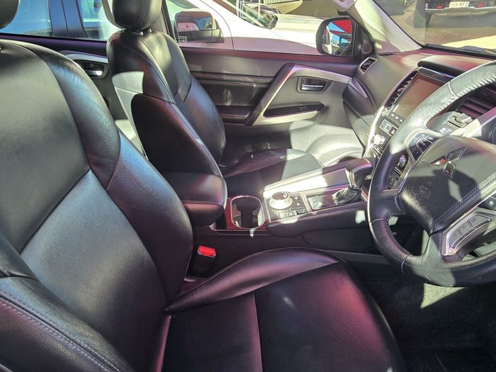 2021 Mitsubishi Pajero Sport GLS