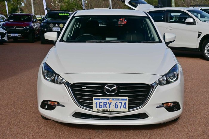 2018 Mazda 3 SP25