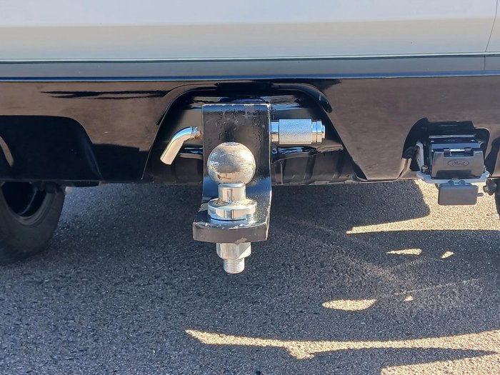 2020 Ford Everest Sport