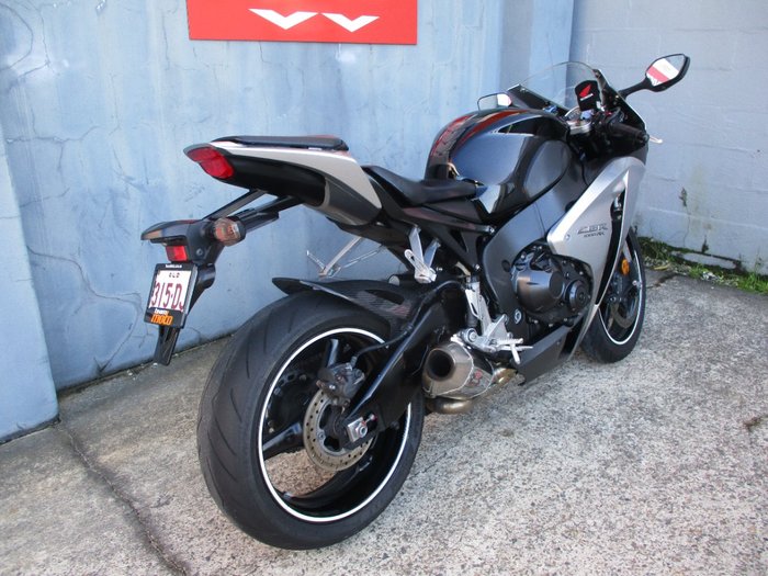 2008 Honda CBR1000RR (FIREBLADE) SILVER