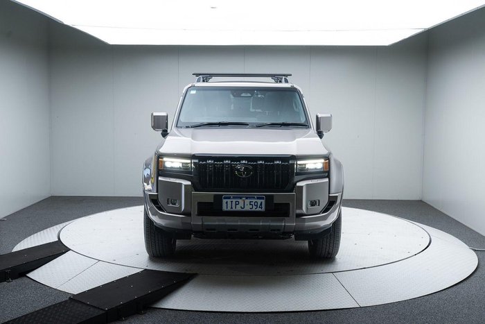 2025 Toyota Landcruiser Prado