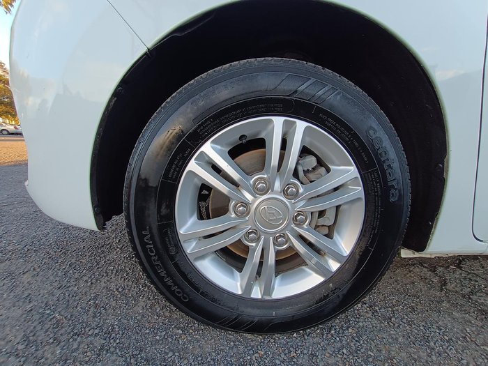 2022 LDV G10 +