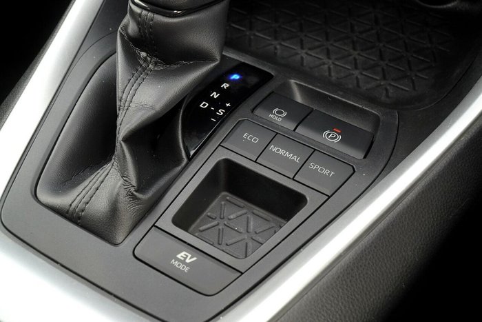 2022 Toyota RAV4 GX