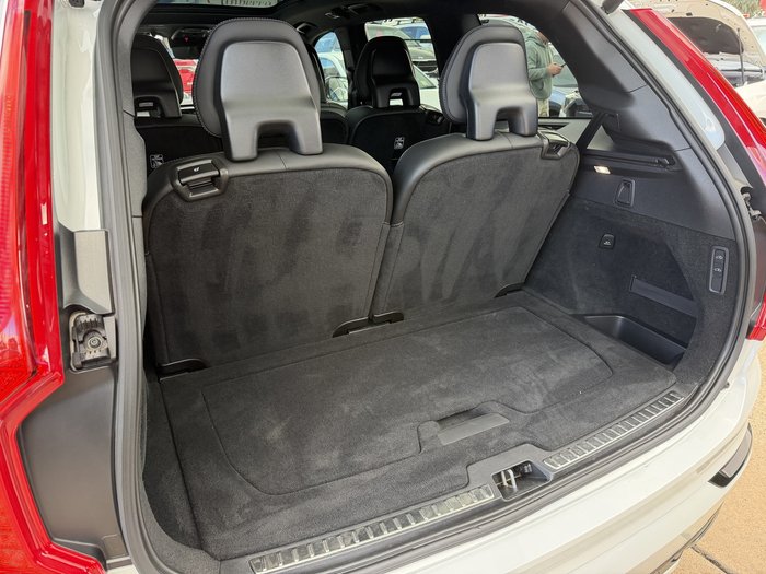 2020 Volvo XC90 T8 Recharge PHEV (AWD)