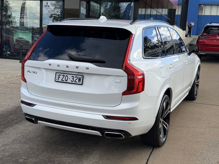 2020 Volvo XC90 T8 Recharge PHEV (AWD)