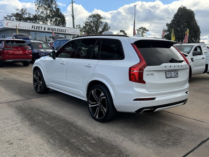 2020 Volvo XC90 T8 Recharge PHEV (AWD)