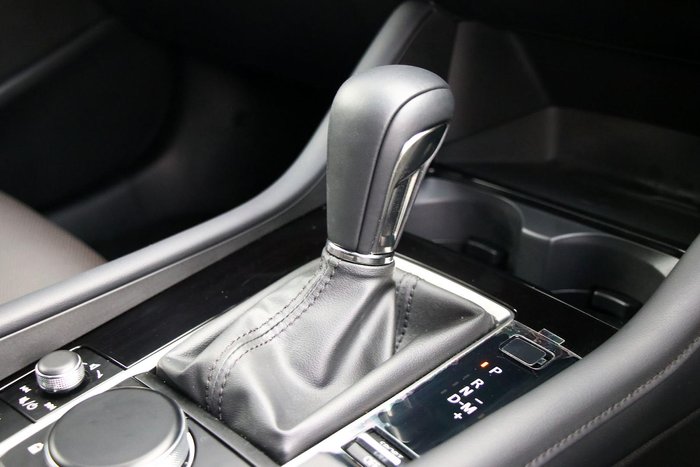 2025 Mazda 3 G20 Touring